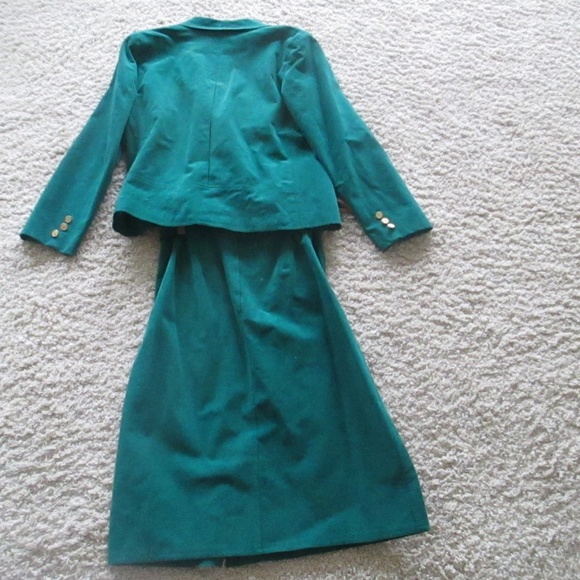 GENUINE SUEDE SUIT , AGUA BLUE, SIZE 8-10 - Picture 3 of 6